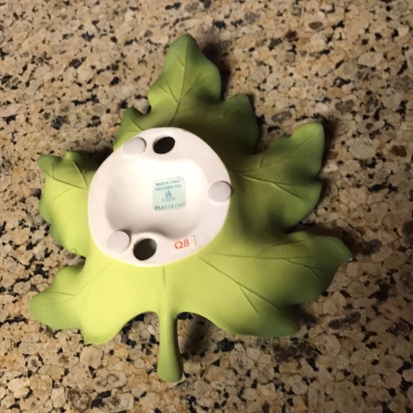 Leaf Partylite Candle - Picture 2 of 4